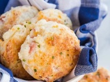 Alerte snack parfait! 🚨 Des biscuits jambon et fromage à ne pas rater