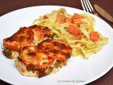 Escalopes de poulet gratinées au pesto, tomates et mozzarella