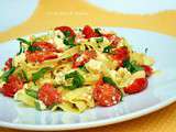 Tagliatelle à la feta, tomates cerise et basilic... tout simplement