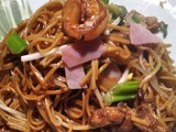 Sauté de mines (nouilles chinoises) au crevettes et poulet