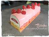 Buche rose amande framboise