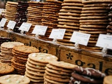 Biscuiterie bretonne artisanale : authenticité et saveurs locales
