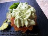 Muffins au parmesan saumon fume chantilly d'avocat