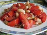 Salade de tomate et de haricots blancs