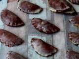 Empanadas sucrés au cacao et aux pommes, confiture de lait maison (méthode traditionnelle), glaçage à la vanille (Bataille food #21)