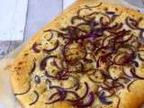 Focaccia aux oignons rouges, graines de tournesol et thym