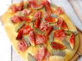 Foccacia aux cœurs d’artichauts, jambon cru et figues fraiches