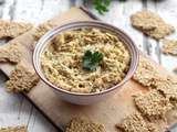 Houmous de betterave jaune et crackers aux flocons d’avoine