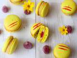 Macarons au citron, cœur à la framboise