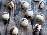 Macarons chocolat au lait et noix de coco (façon Bounty)