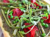 Pizza printanière au pesto de roquette à la ricotta, légumes verts et bresaola