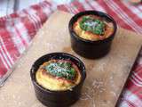 Soufflés aux pommes de terre à l’ail confit et sa salsa verde