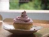 Cupcakes vanillees et sa chantilly de fraise d'ete