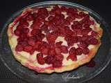 Tarte feuilletee aux framboises et crème patissiere