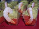 Verrines d'avocat crevettes et pamplemousse