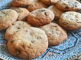 Cookies aux pépites de chocolat (croustillants & moelleux à l’intérieur)