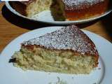 Gâteau au lait chaud, parfumé à la fleur de sureau