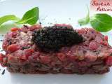 Tartare de boeuf, huître et caviar