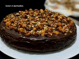 Gâteau au chocolat et aux noisettes caramélisées