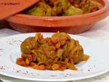 Tajine de boulettes de poulet aux oignons et raisins secs