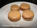 Macarons au chocolat noir et fleur de sel