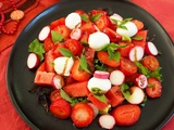 Salade d’été rouge et blanche