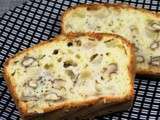 Cake aux noix, poires et roquefort