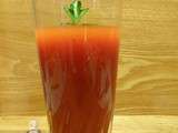 Bar : Gin : 4 cl. Jus de tomate : 12