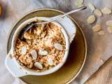 Crumble aux pêches et amandes