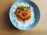 Curry du placard : patate douce, haricots borlotti et épinards