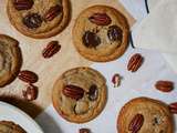 Cookies moelleux au beurre de cacahuète, chocolat noir et noix de pecan