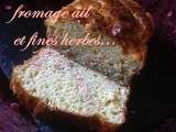 Cake salé au saumon fumé et fromage ail et fines herbes.recette facile et rapide de cake salé