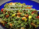 Salade très mer aux tagliatelles à la spiruline