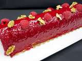 Bûche glacée noix framboises