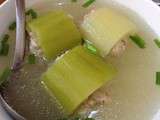 Pour le plaisir : Soupe à la courge cireuse (farcie) (ស្ងោរត្រឡាច)