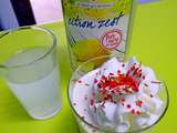 Verrine de mousse légère et coulis de fraises citronné