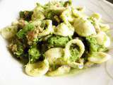 Orecchiette Abatianni aux sommités de brocoli-rave (cime di rapa), saucisse et citron