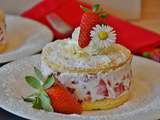 Gâteau aux fraises, parfumé à la noix de coco (Portugal)