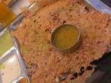 Rava dosa, crêpes indiennes épicées aux oignons verts (Inde)