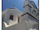 Santorin hors des chemins touristiques, ses tavernes et ses vignes