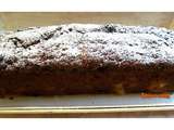 Cake au yaourt, poires et chocolat