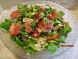 Salade au poulet, légumes et figues