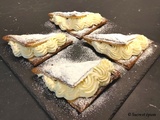 Triangles feuilletés abricots chantilly - Recette en vidéo