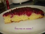 Gâteau aux fruits rouges caramélisés