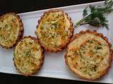 Quiches de poisson et fines herbes