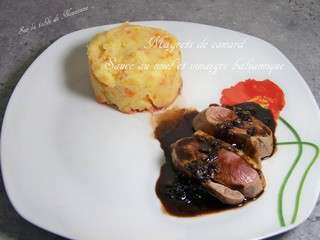 Magret de canard, sauce au miel et vinaigre balsamique