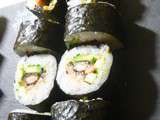 Maki peau de saumon grillée