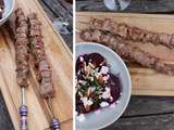 Brochettes d’agneau mariné « Souvlakis » | Une recette sur le grill