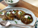 Galettes de courgette faciles à la feta | Un peu comme en Grèce