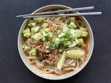 Nouilles Udon cacahuètes | Une recette végane facile et rapide